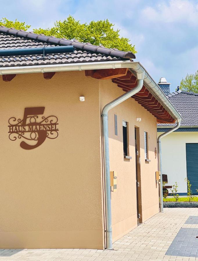 Haus Maensel Apartment Kelberg Exterior foto